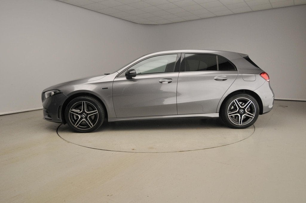 Mercedes-Benz A-klasse 250 e Business Solution AMG Limited |, Gebruikt, Euro 6, 4 cilinders, 16 kWh