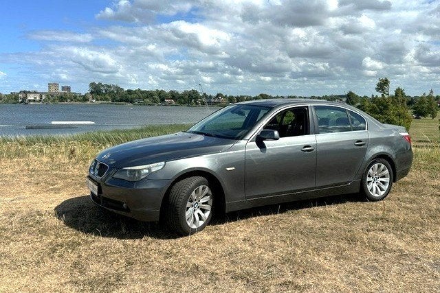 BMW 5-Serie 2.5 I 525  2007 Grijs LPG, Auto's, Achterwielaandrijving, 1610 kg, Zwart, 2497 cc