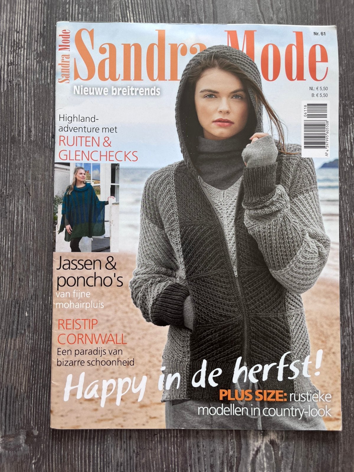 Sandra mode nieuwe breitrends nr 61, Ophalen of Verzenden, Zo goed als nieuw, Breien of Haken, Wol of Garen