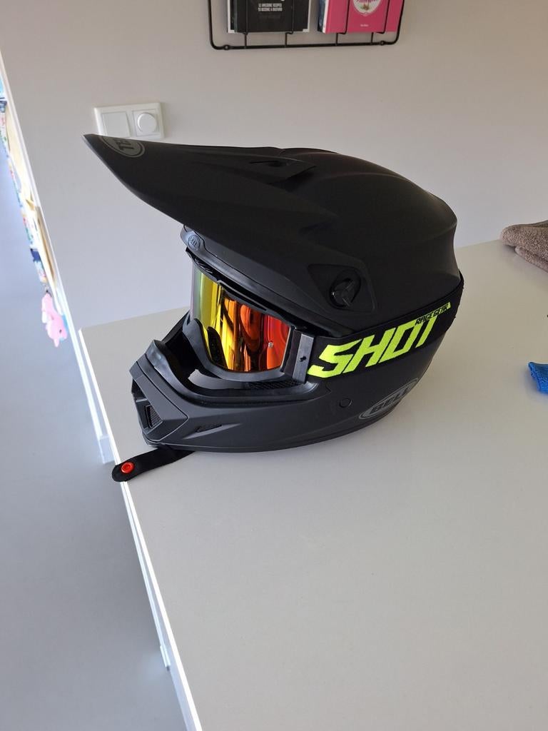 Bell crosshelm maat M, Motoren, Kleding | Motorhelmen, Ophalen of Verzenden, Tweedehands, Offroadhelm, Overige merken