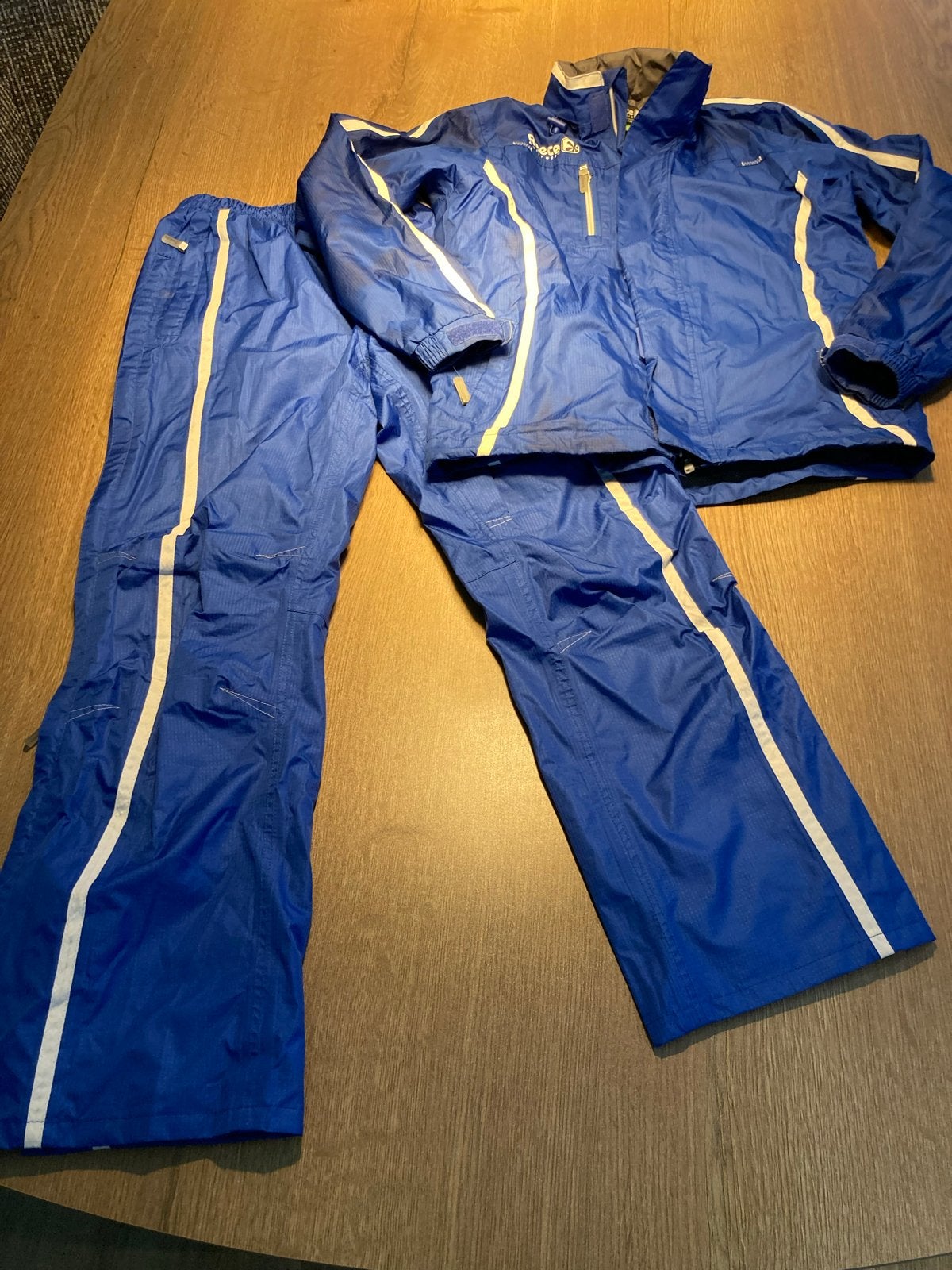 Reece Australia regen trainingspak hockey, Ophalen of Verzenden, Zo goed als nieuw, Kleding