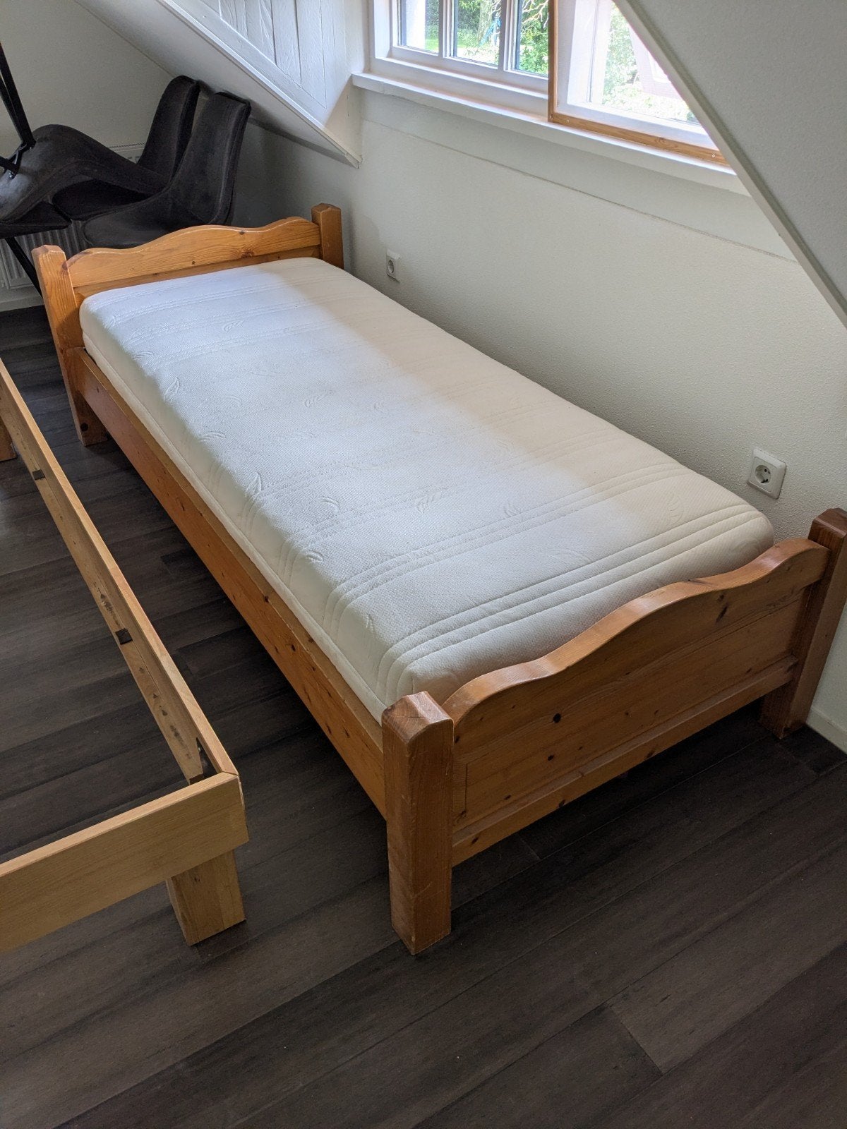 Gratis eenpersoons bed 80x200, Huis en Inrichting, Slaapkamer | Bedden, Ophalen, Gebruikt, Eenpersoons, Wit