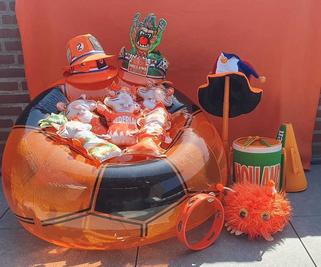 Grote Oranje Fan Collectie WK/EK Voetbal Gadgets, Verzamelen, Ophalen, Gebruikt, Overige binnenlandse clubs, Overige typen