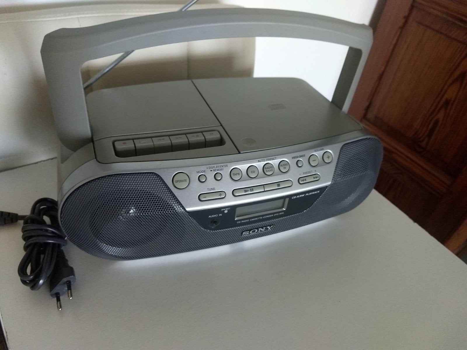 Goede Sony Radio met Cd en cassette, Ophalen, Zo goed als nieuw, Radio, Met cd-speler