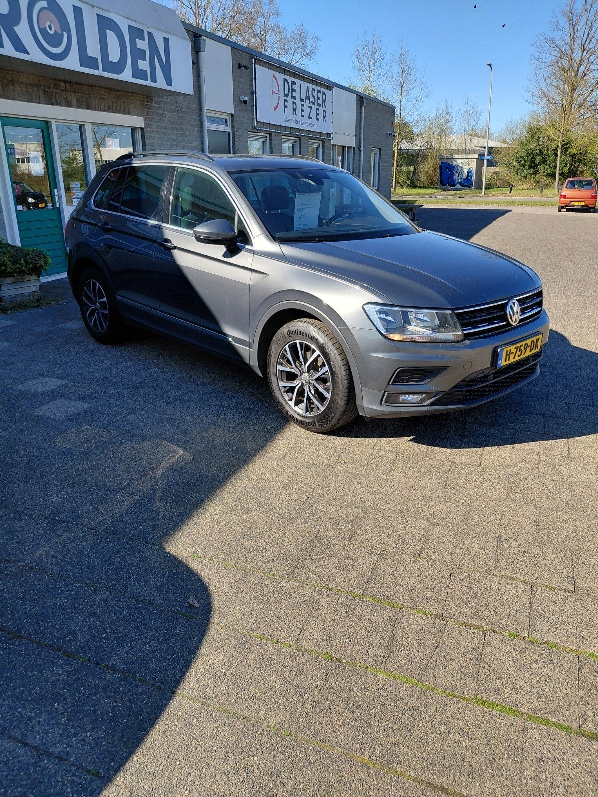 Volkswagen Tiguan 1.5 TSI 130pk 2020 Grijs, Auto's, Volkswagen, Voorwielaandrijving, 1498 cc, 4 cilinders, Origineel Nederlands