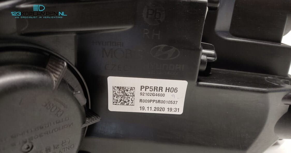 Hyundai i30 Facelift Full Led koplamp rechts, Gebruikt, -, -, Ophalen of Verzenden