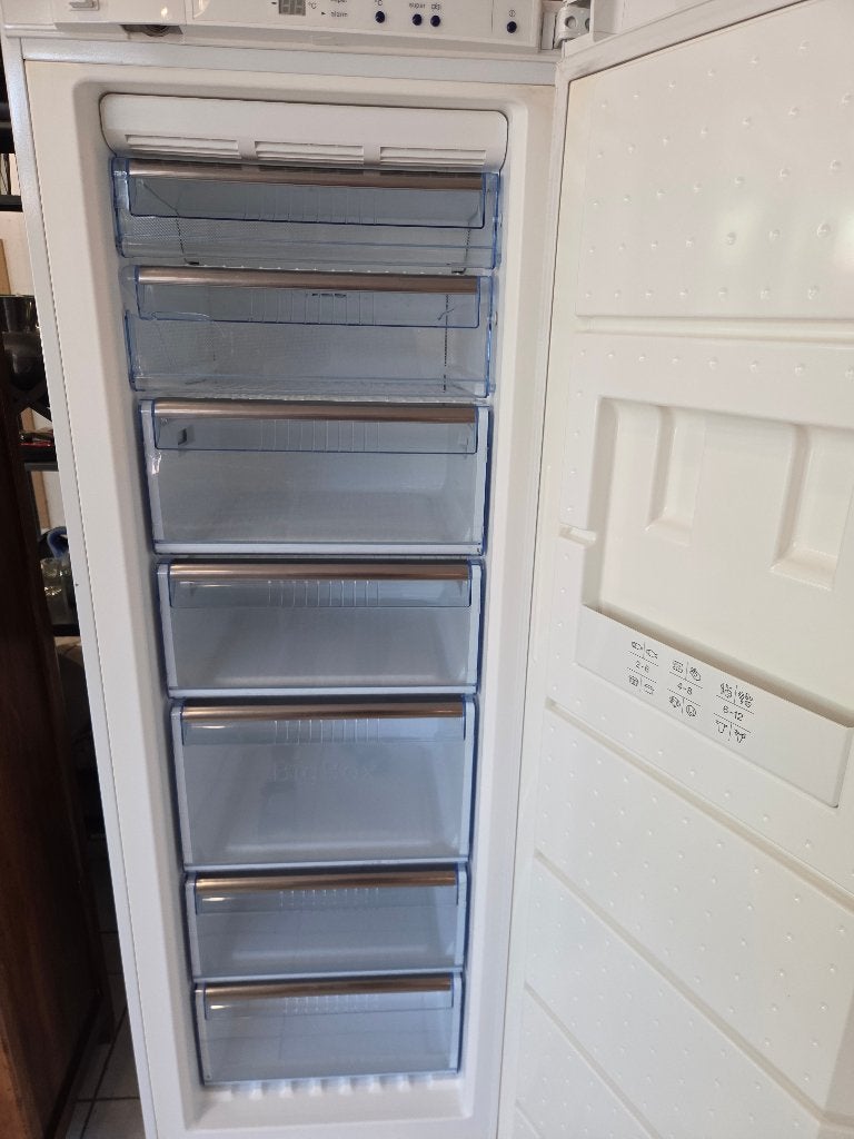 vrieskast - Bosch - NoFrost - 7 lades, Witgoed en Apparatuur, Vriezers en Diepvrieskisten, Gebruikt, Duitsland, Nl-infocentrum-bosch@bshg.com