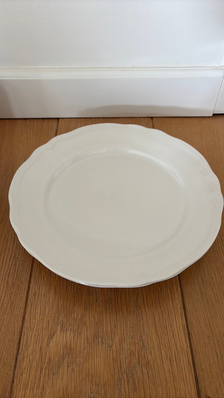 IKEA servies ARV 2 dinerborden, Ophalen, Zo goed als nieuw, Rond, Overige materialen