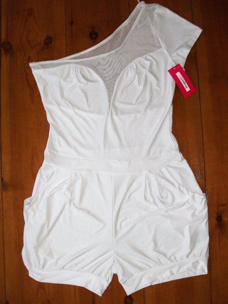 W by Wenjie nieuwe witte one shoulder playsuit jumpsuit L, Wit, Maat 42/44 (L), Nieuw, Ophalen of Verzenden