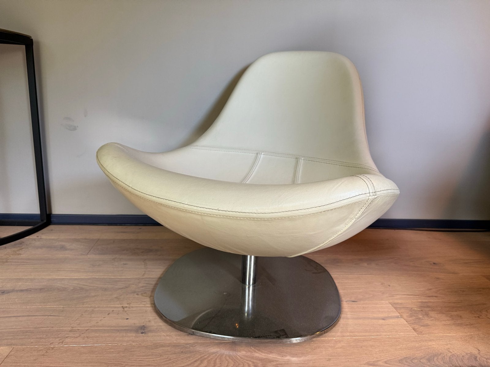 Vintage Draaifauteuil Tirup van Carl Öjerstam Crème leer, Gebruikt, Wit, Leer, Ophalen of Verzenden