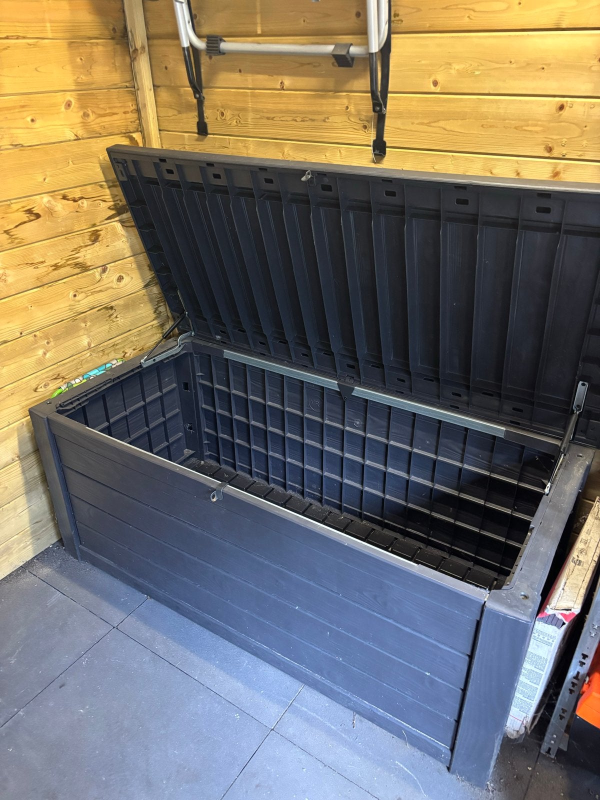 Opberg box voor tuinkussens met luchtveren, Ophalen, Gebruikt, Kunststof, Overige typen