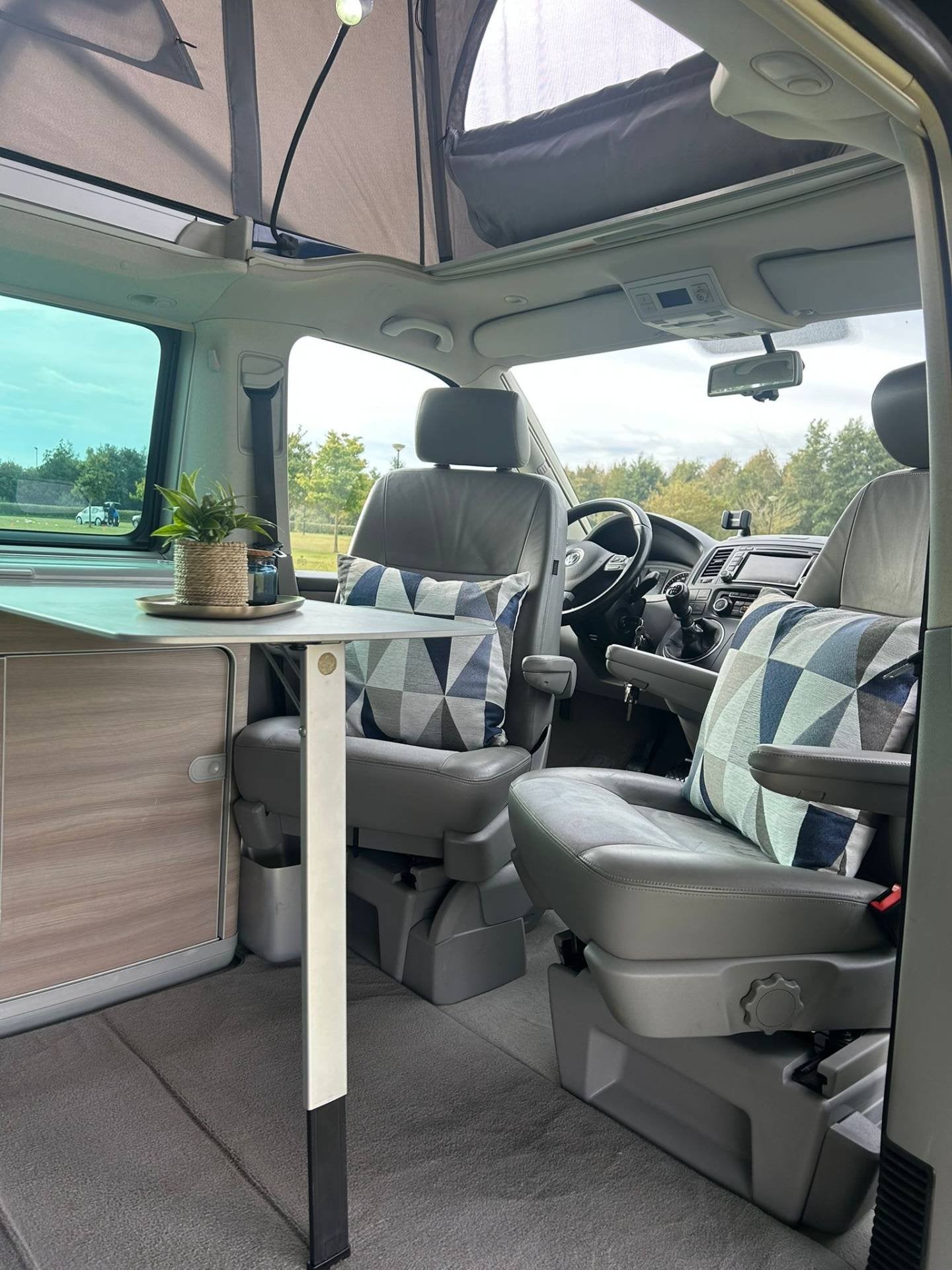 Foto 30 van Volkswagen California Transporter Buscamper 2.0 TDI 140 PK E