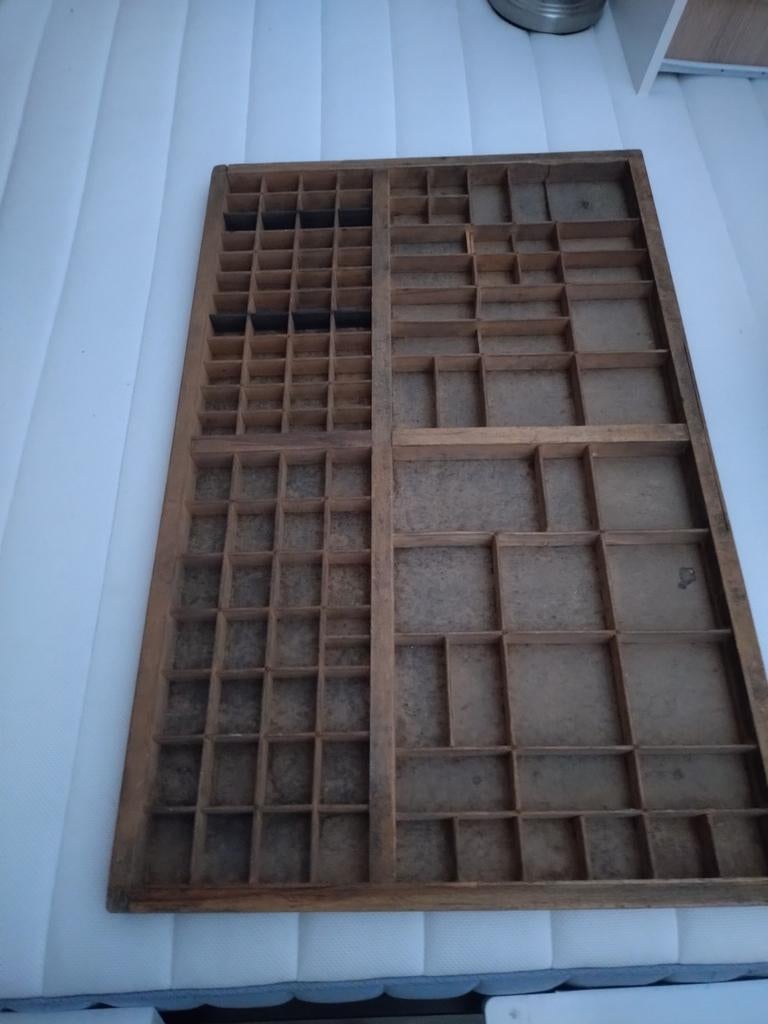 Letterbak middel groot, Ophalen of Verzenden, Gebruikt