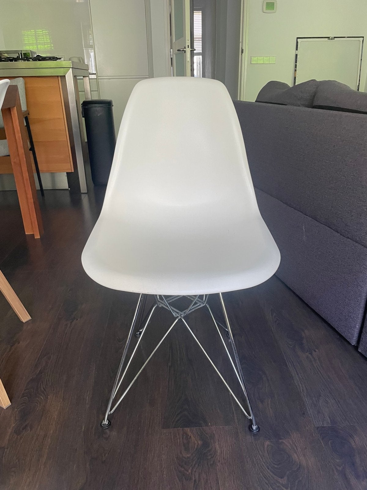 3 Witte replica Eames DSW stijl stoel met chromen onderstel, Huis en Inrichting, Stoelen, Ophalen, Kunststof, Gebruikt, Wit
