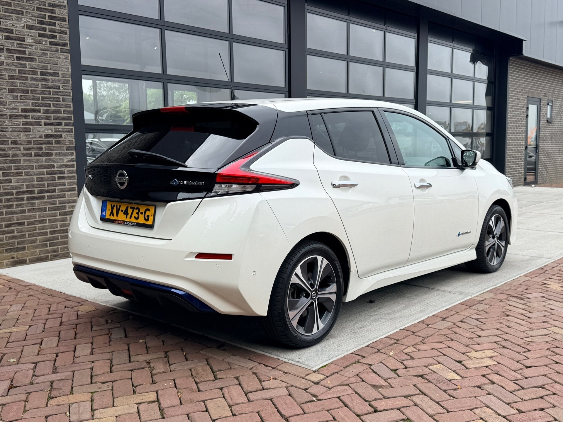 Nissan LEAF Tekna 40 kWh | SOH 88%| Leer | Camera | Bose sou, Gebruikt, Zwart, 150 pk, 109 min