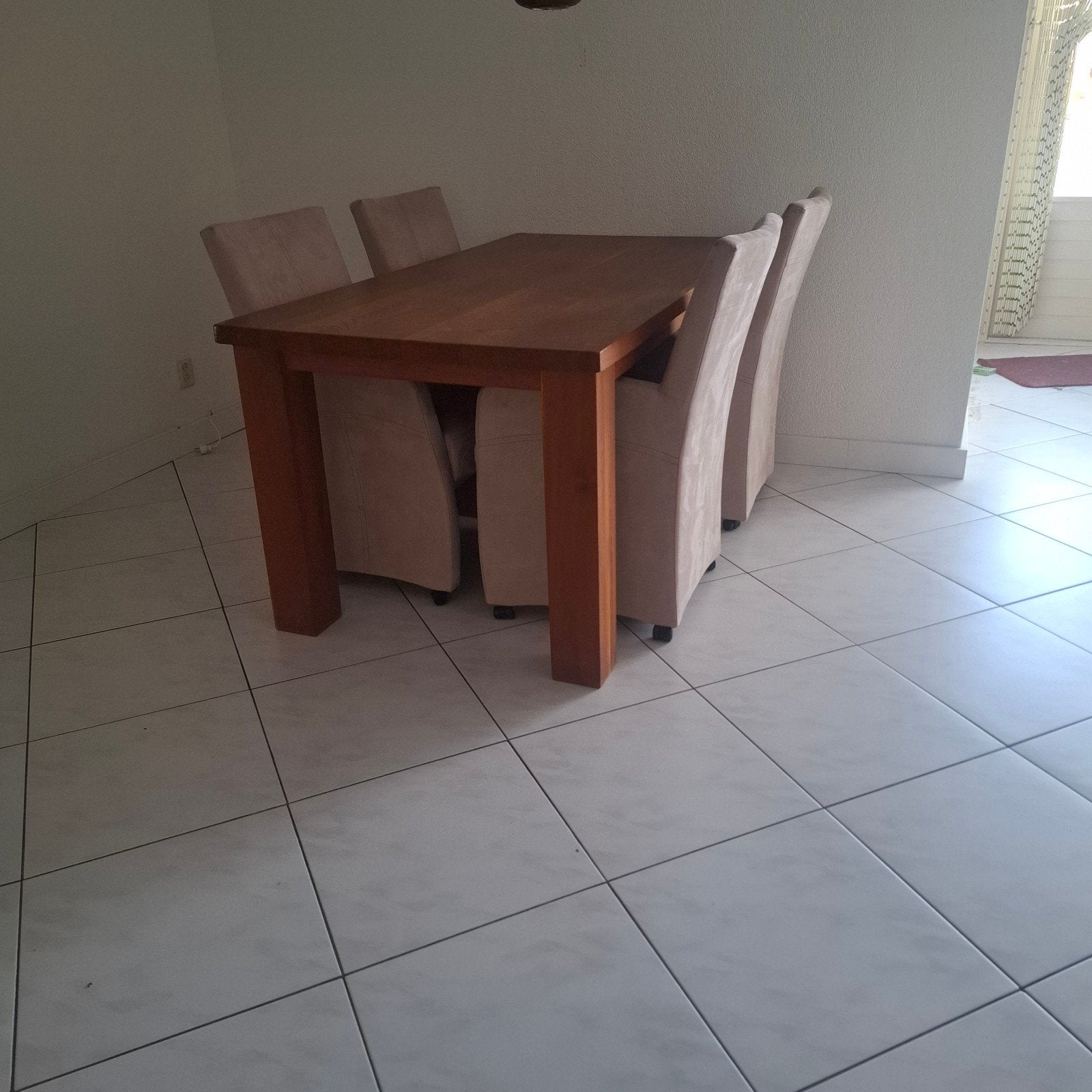Houten eettafel met 4 stoelen, Ophalen, Gebruikt, 100 tot 150 cm, 50 tot 100 cm