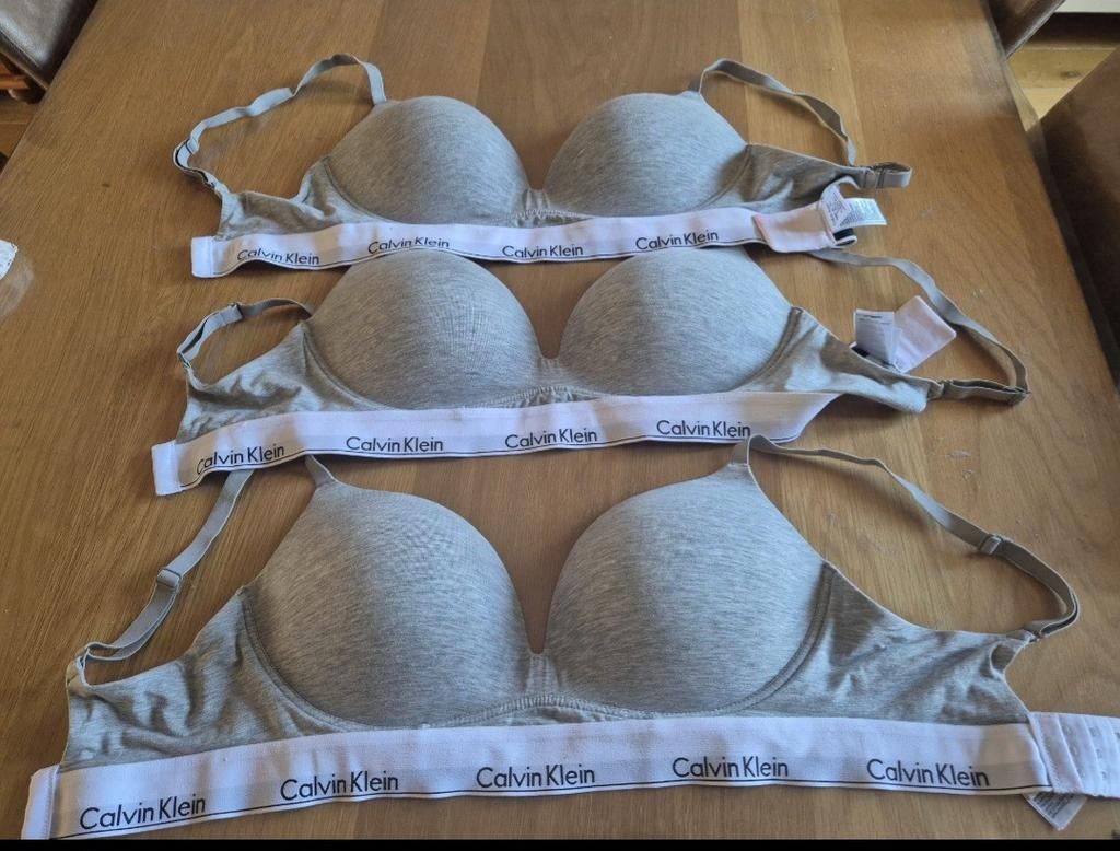 Calvin klein bh bandjes 34 dd cup 75 E 1 keer aan gehad, Ophalen of Verzenden, Zwart, BH
