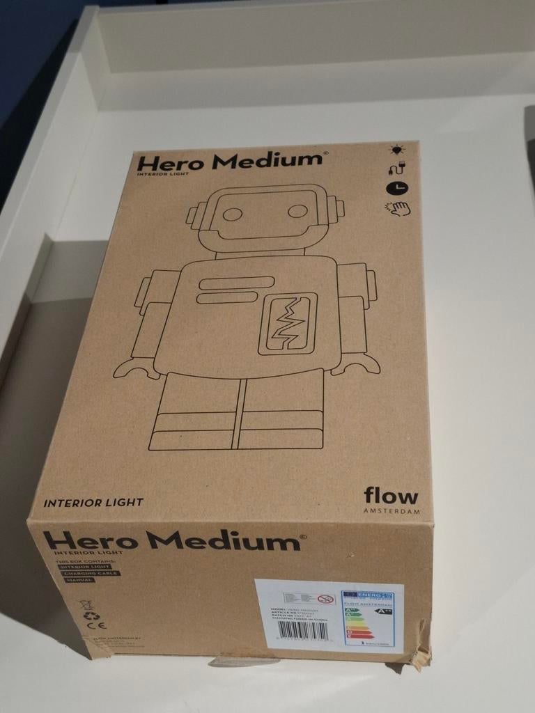 Flow Amsterdam Hero Nachtlampje Medium, Huis en Inrichting, Ophalen, Kunststof, Flow, Nieuw