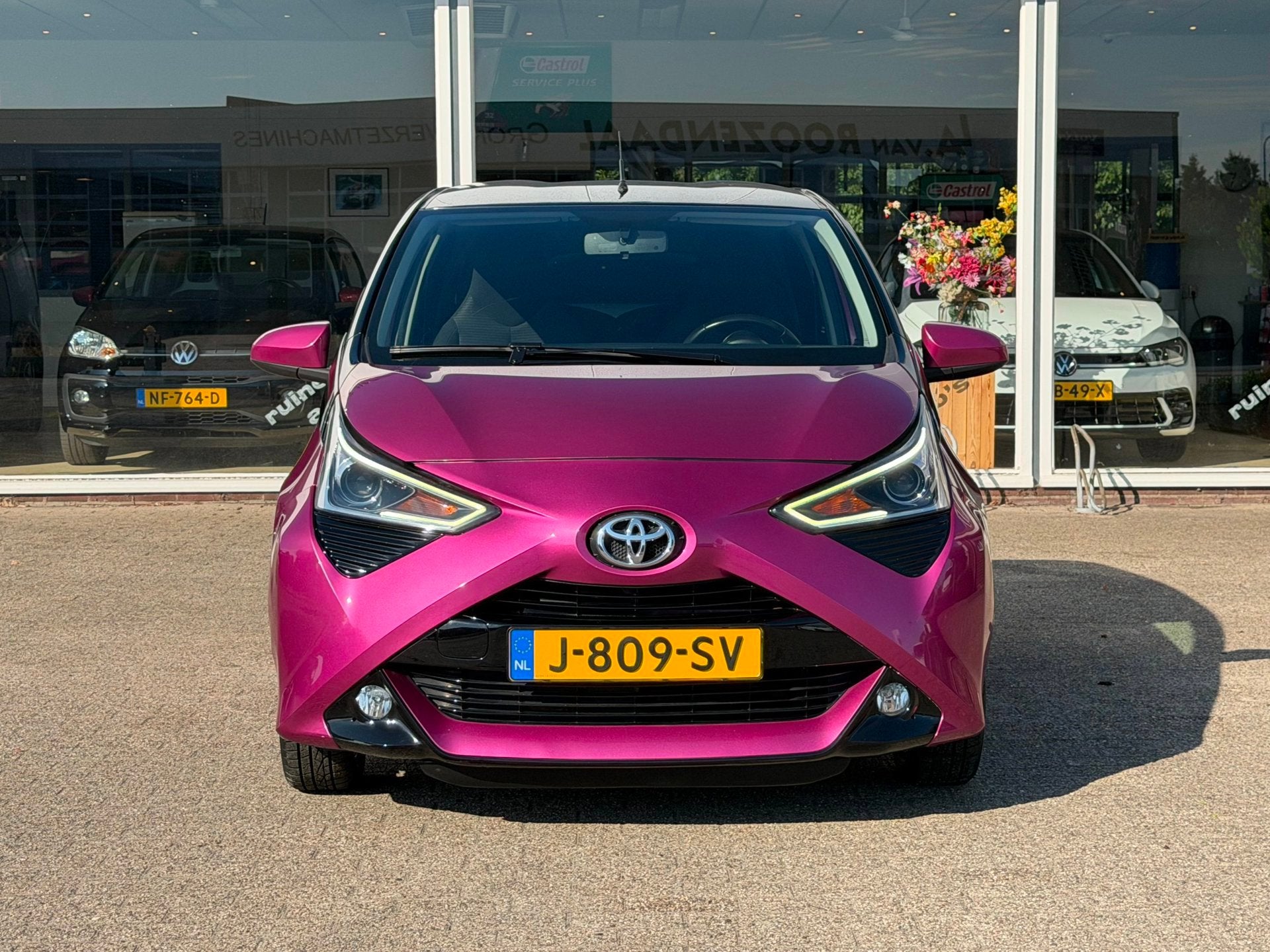 Toyota Aygo 1.0 VVT-i x-cite / CARPLAY / CAMERA / PRIVACY GL, Voorwielaandrijving, Stof, Gebruikt, Overige kleuren