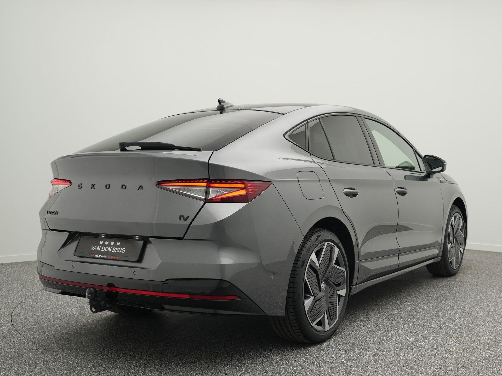 Skoda Enyaq Coupé iV 80 RS | Trekhaak | Warmtepomp | 360gr, Automaat, Gebruikt, Zwart, 82 kWh