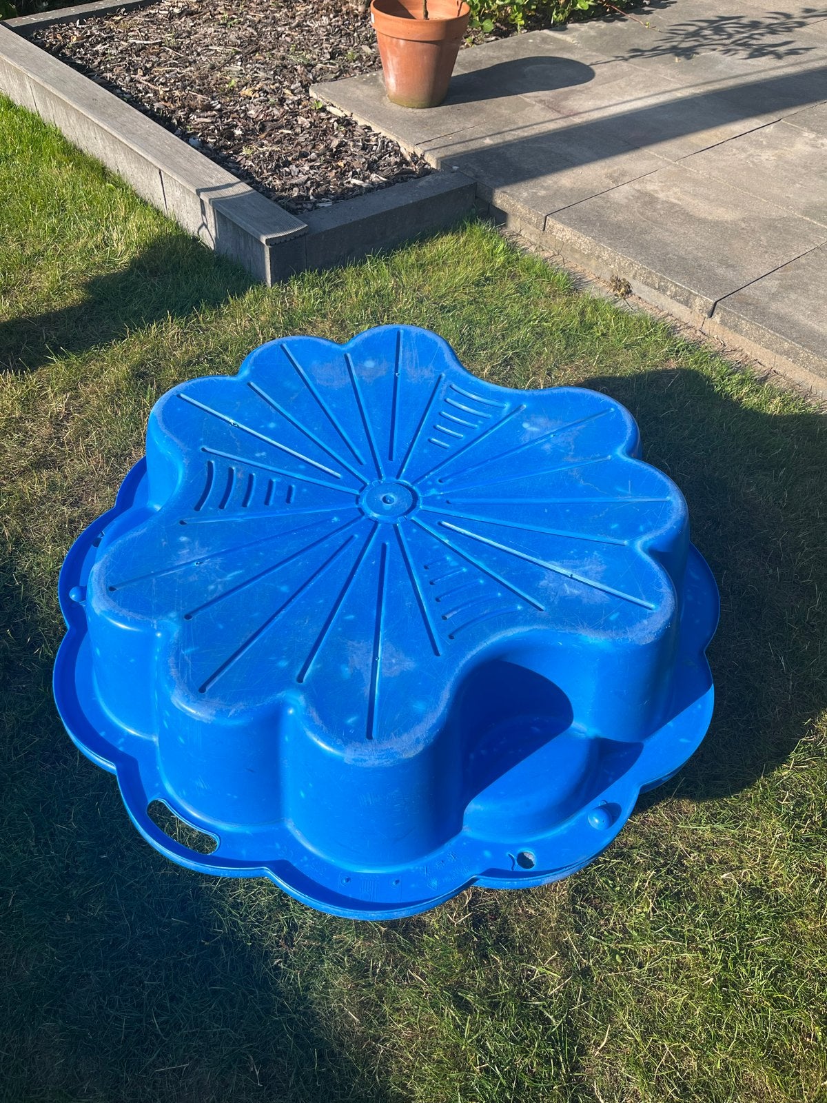 Blauwe schelp zandbak, Ophalen, Gebruikt