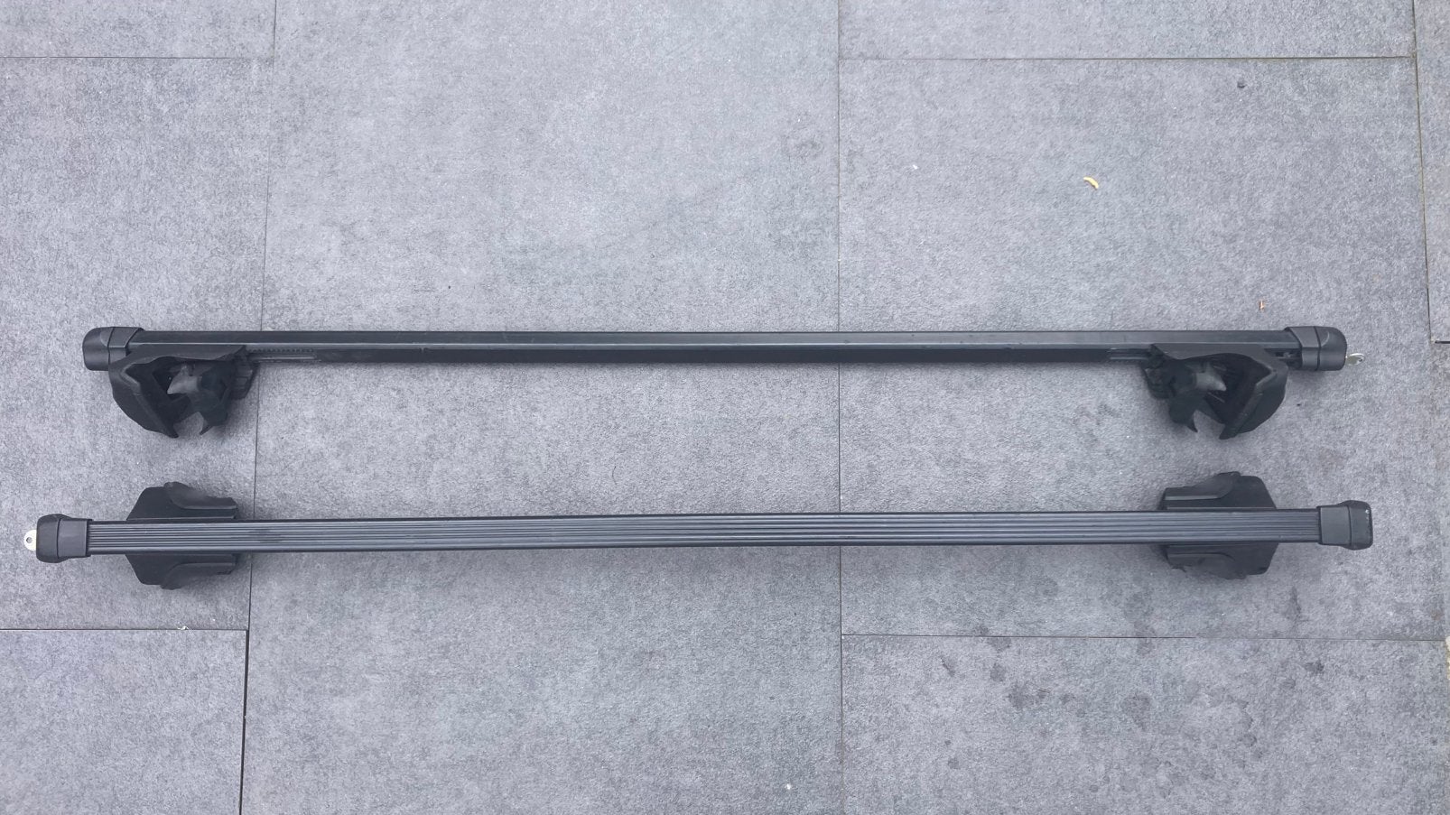 Thule dakdragers met slot - Gebruikt, Auto diversen, Dakdragers, Ophalen of Verzenden, Gebruikt