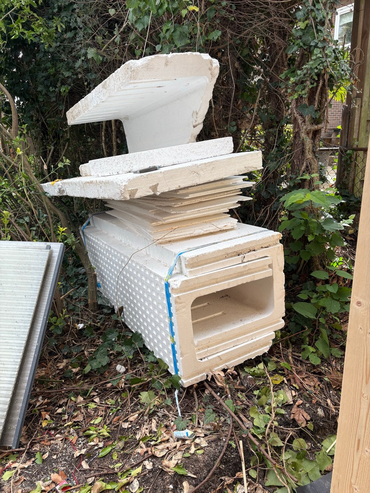 Gratis: 3 stuks bekisting fundering ophalen Bennebroek, Doe-het-zelf en Verbouw, Ophalen of Verzenden, Gebruikt