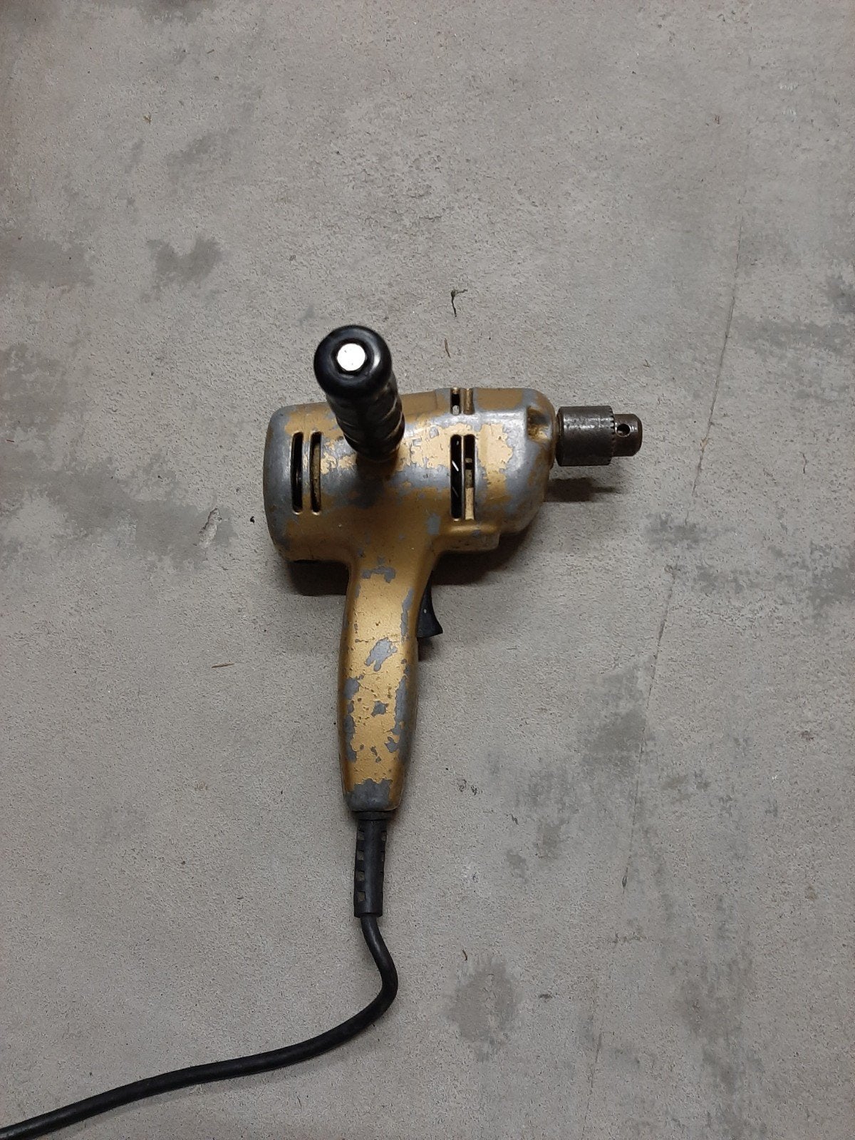 Vintage Metalen Elektrische Boormachine met Zaagmachine, Ophalen of Verzenden, Gebruikt, Boormachine