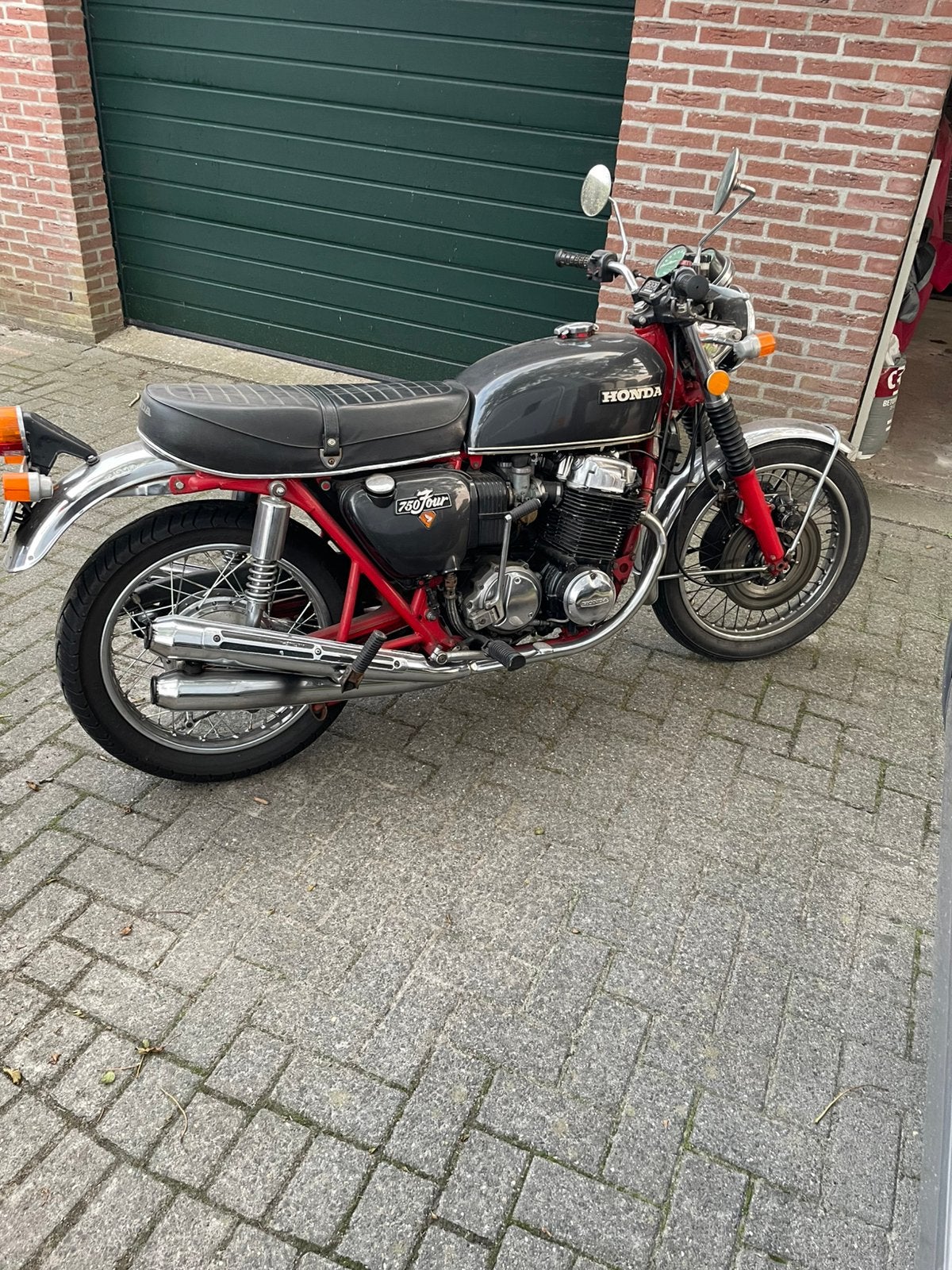 2x Honda CB 750 K6 1976, Particulier