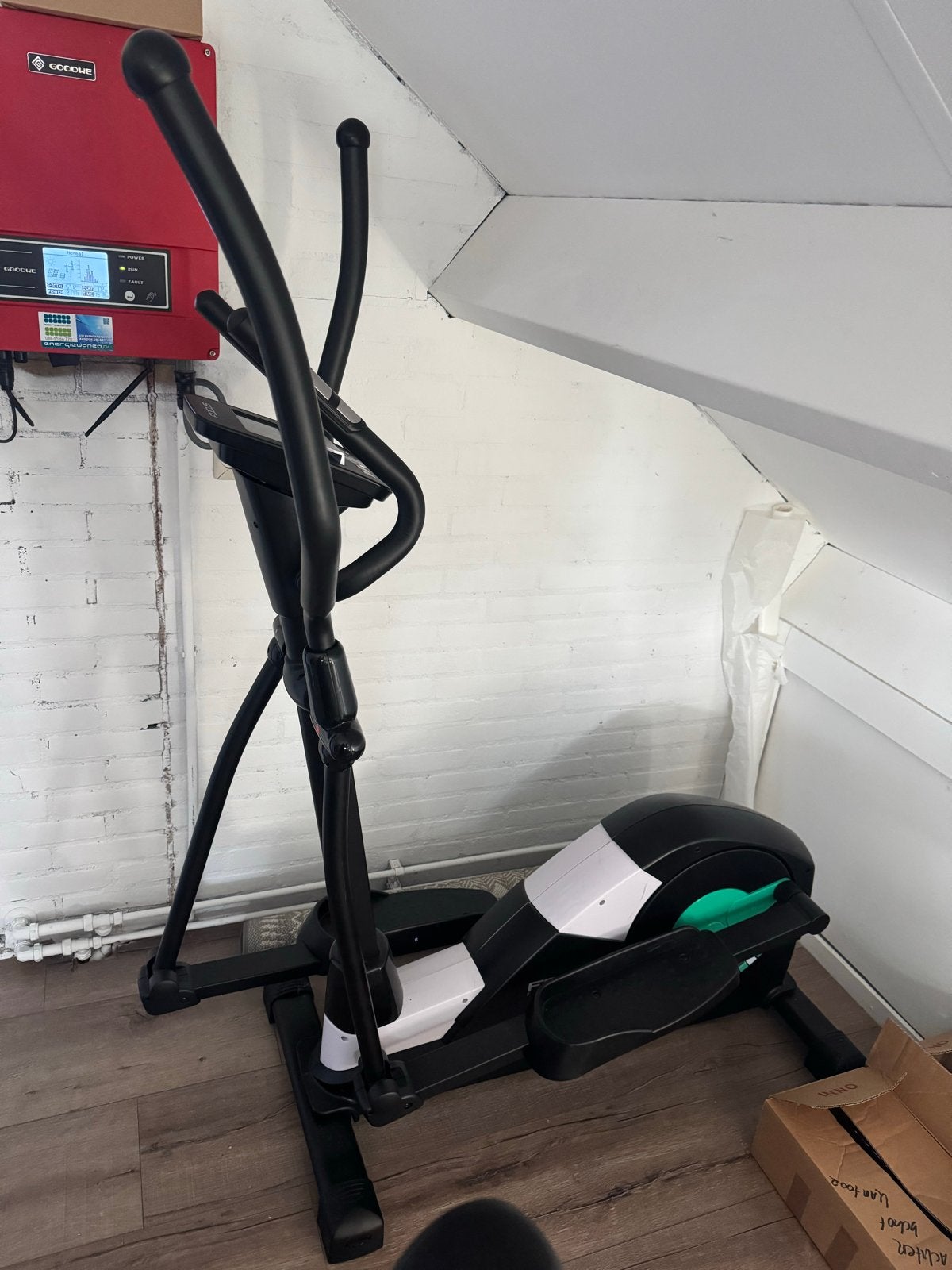 Focus Fitness Fox 3 Crosstrainer, Ophalen, Armen, Zo goed als nieuw, Crosstrainer