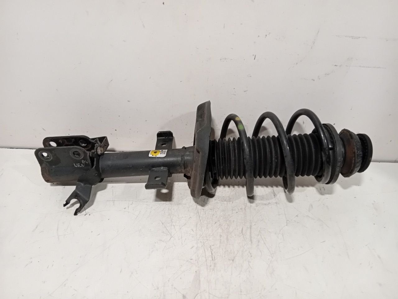 Veerpoot rechts voor Renault Clio, Auto-onderdelen, Onderdelen@venauto.nl, Van der Ven Autorecycling B.V., Gebruikt, Ettenseweg 76, 4706 PB Roosendaal, The Netherlands