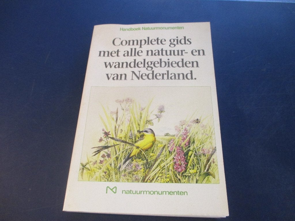 Complete gids met alle natuur-/wandelgebieden van Nederland, Boeken, Natuur, Ophalen of Verzenden, Gelezen, Natuur algemeen