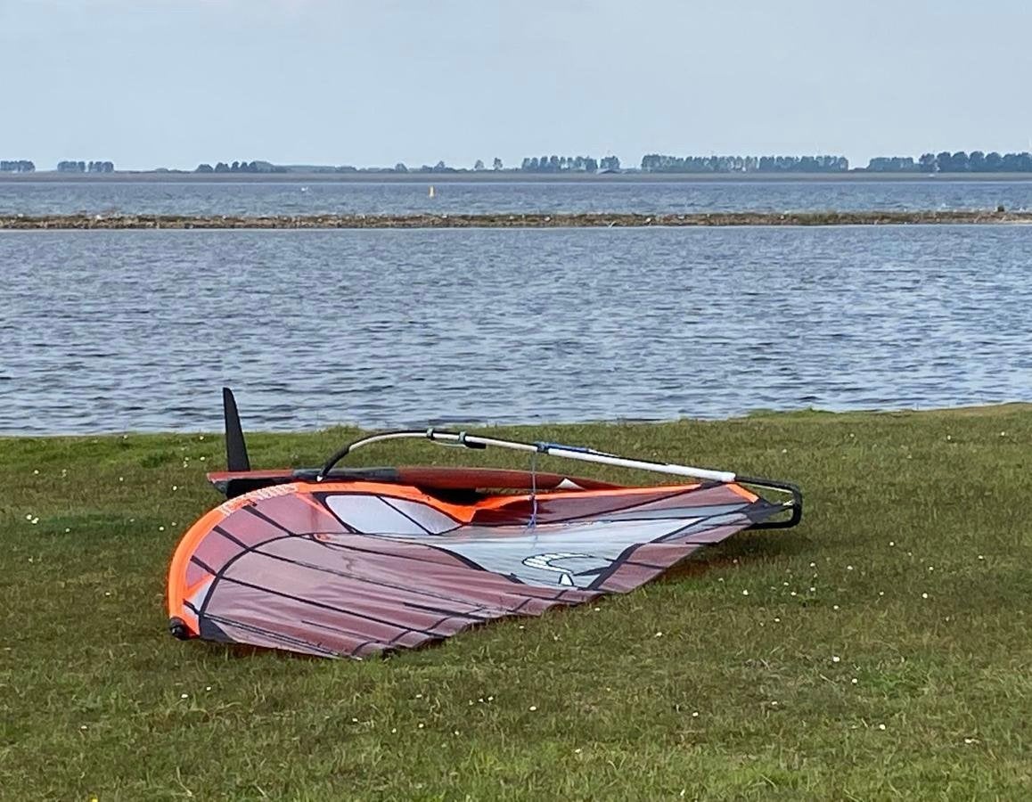 Loft loftsails racing blade 2023 7.4 en 6.6, Watersport en Boten, Windsurfen, Ophalen, Zo goed als nieuw, Zeil