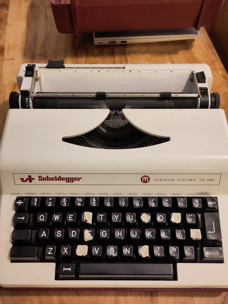 Scheidegger electrische typemachine, Ophalen