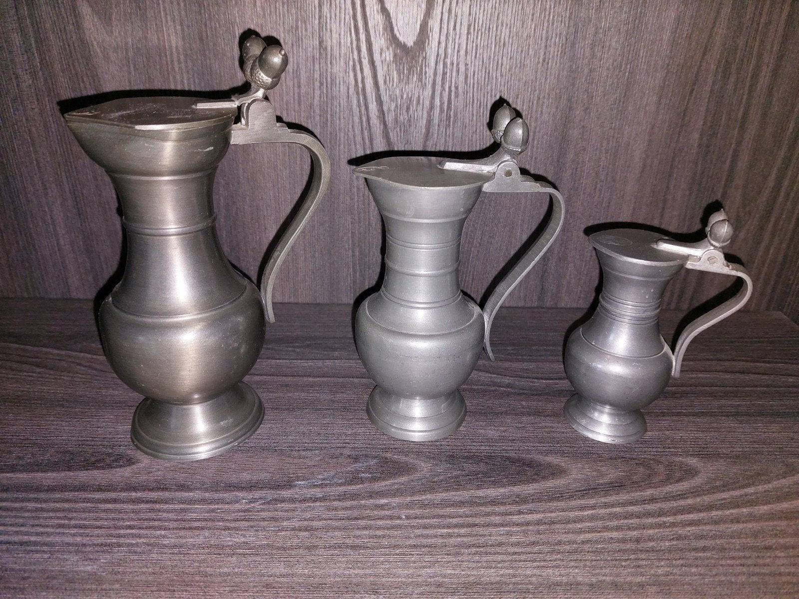 Set van 3 antieke tinnen kannen met eikeldecoratie, Antiek en Kunst, Antiek | Tin, Ophalen