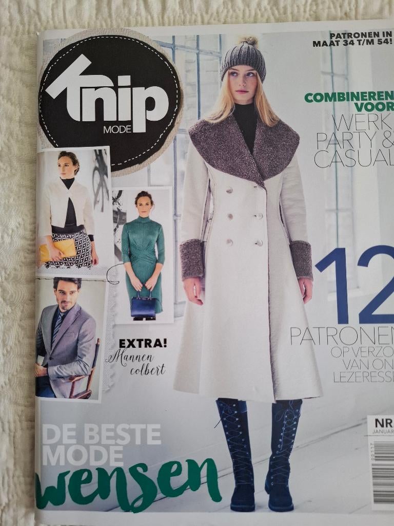 Knip mode januari 2017, Hobby en Vrije tijd, Kledingpatronen, Overige typen, Vrouw, Ophalen of Verzenden, Zo goed als nieuw