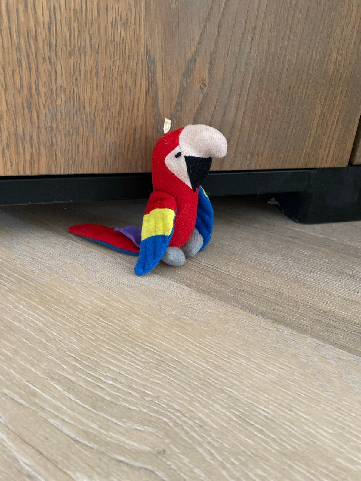Kleine kleurrijke papegaai knuffel, Gebruikt, Overige typen, Ophalen of Verzenden, Meerkleurig