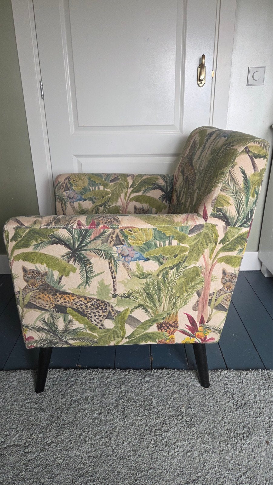 Jungle Fauteuil met Luipaardprint - Comfortabele Blikvanger, Huis en Inrichting, Ophalen, Minder dan 75 cm, Zo goed als nieuw