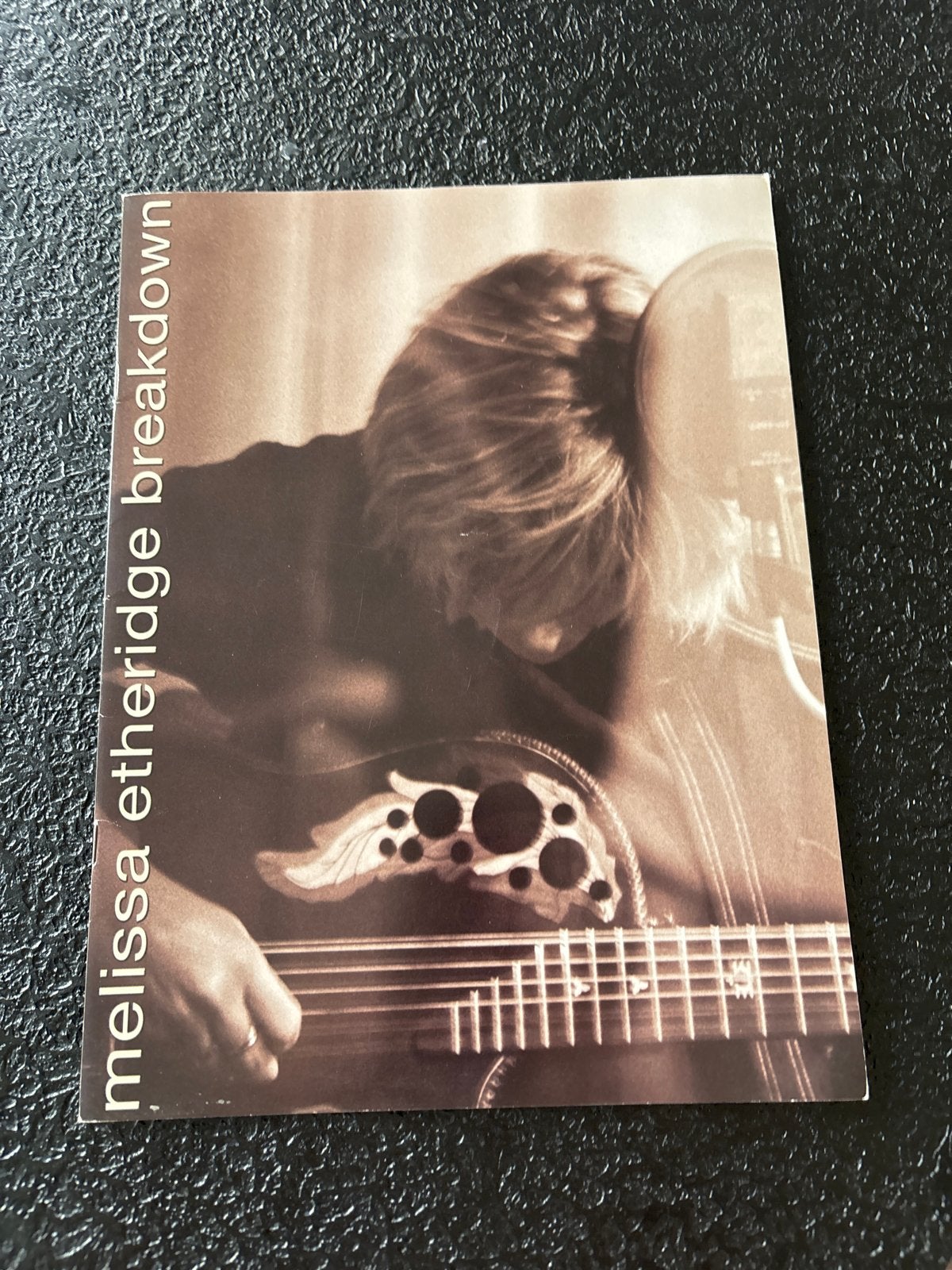 Concertboek Melissa Etheridge - Breakdown, Ophalen of Verzenden, Gelezen, Artiest