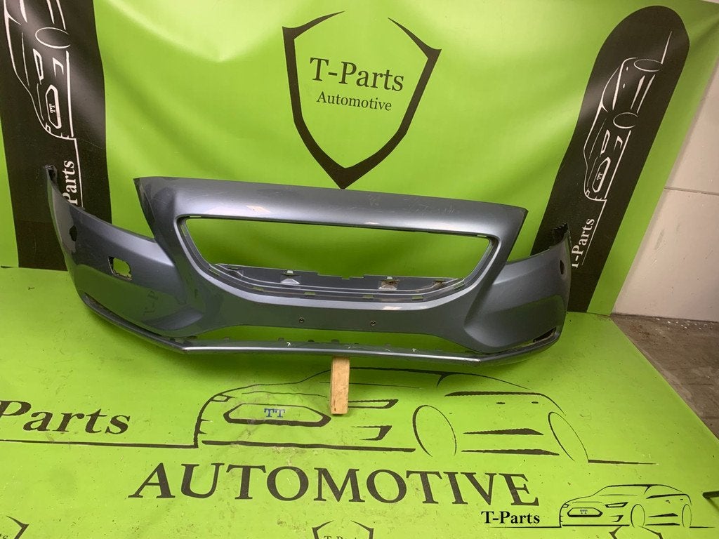 volvo v40 voorbumper bumper 12+, Info@fabrikant.eu, Ophalen of Verzenden, Volvo, Bumper