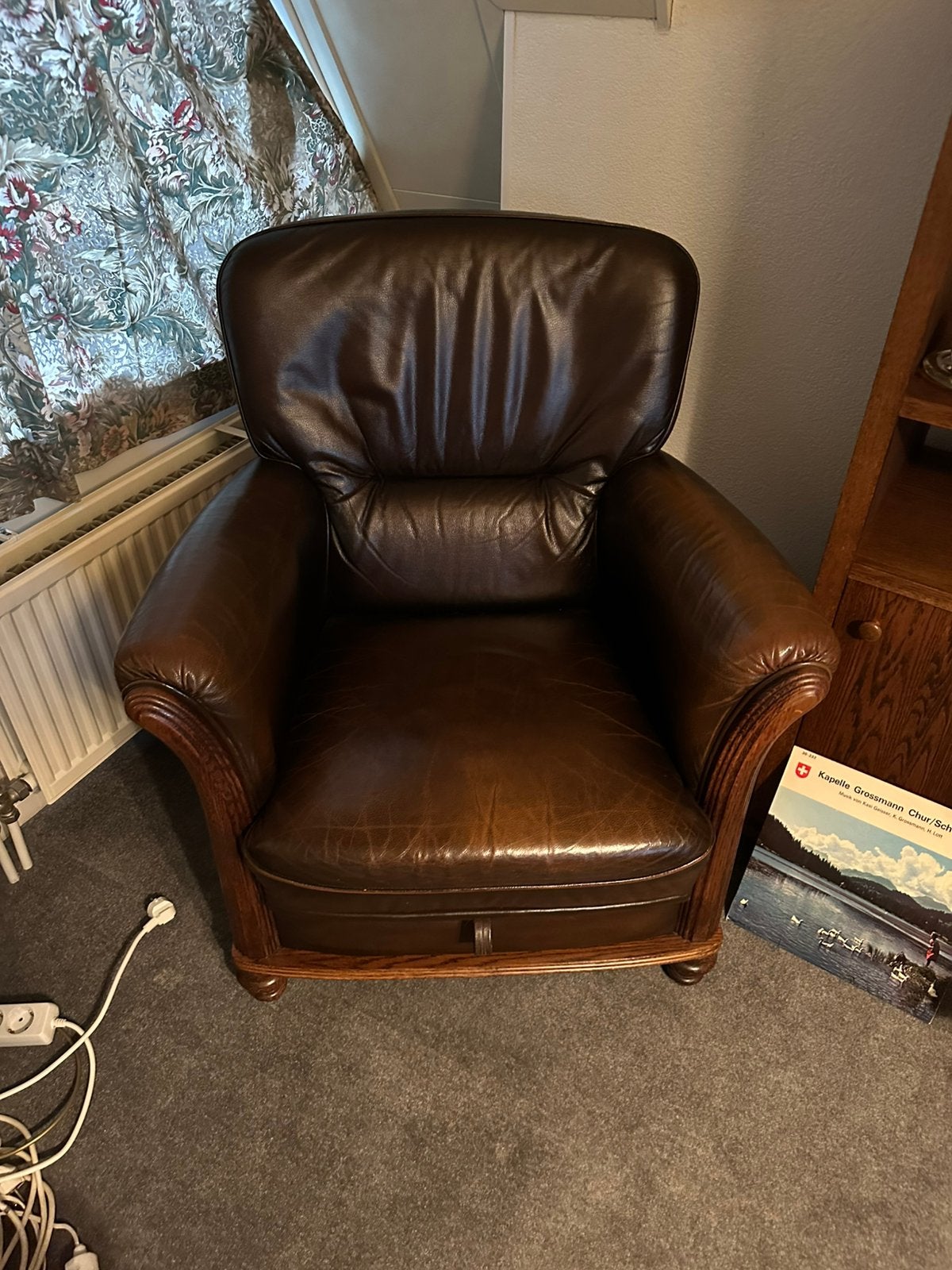 Leren bank en stoelen, Ophalen, Gebruikt, 75 tot 100 cm, Leer