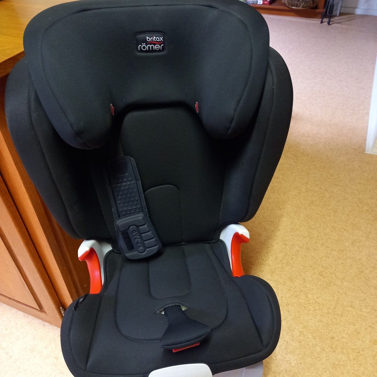 Britse Romer Kidfix ll XP Autostoel Cosmos Black, Ophalen, Romer, Verstelbare rugleuning, 15 t/m 36 kg