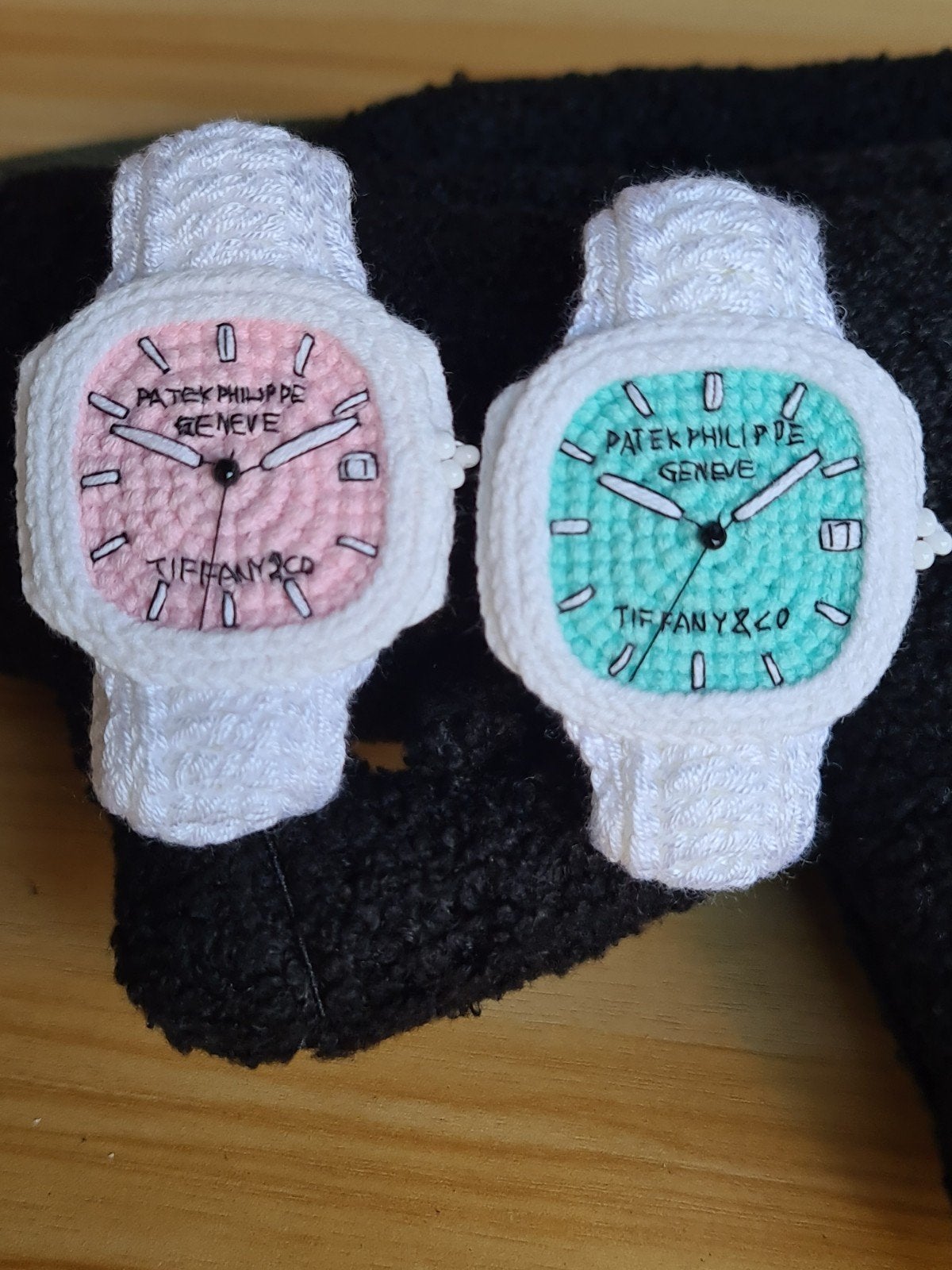 Uniek handgemaakt gehaakt Patek Philippe horloge, Verzenden, Nieuw, Overige kleuren, Overige materialen