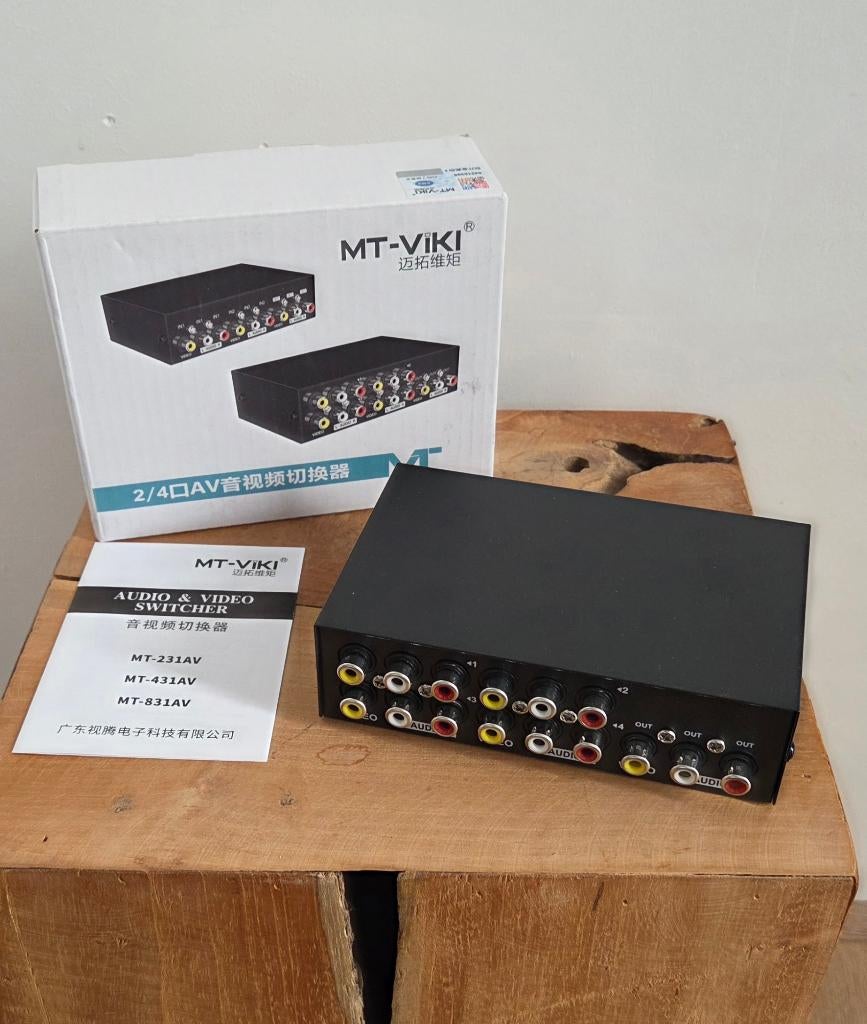 Compacte AV‑schakelaar voor retro consoles en dvd‑spelers, Hobby en Vrije tijd, Elektronica-componenten, Nieuw, Ophalen
