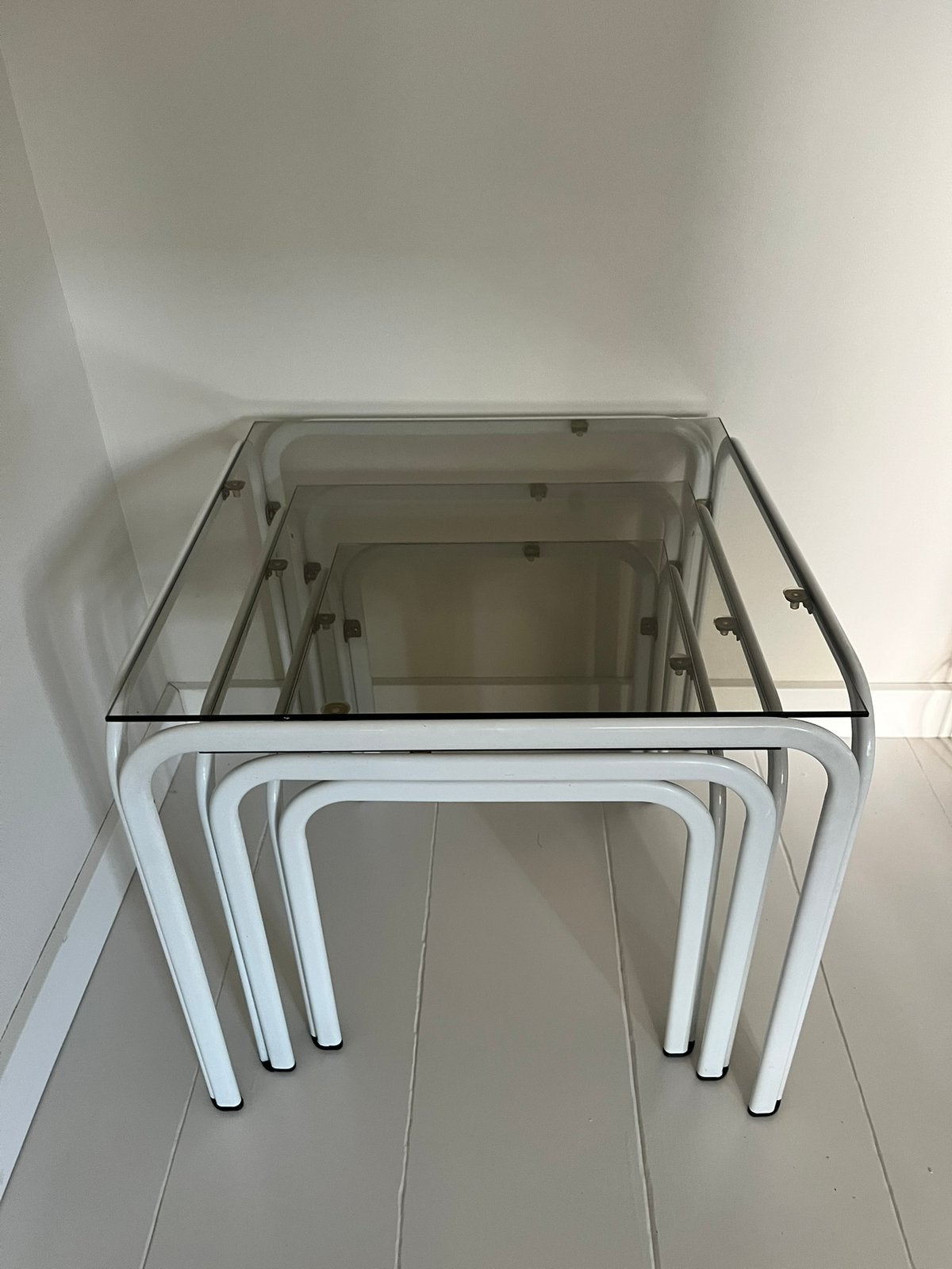 Vintage retro bijzettafels | nesting tables | Italie | 70s, Ophalen, Minder dan 45 cm, Minder dan 55 cm, Gebruikt