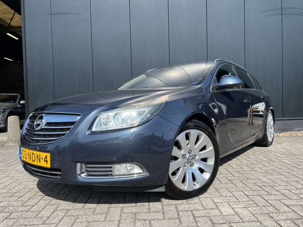 Opel Insignia Sports Tourer 1.6 T Exe Leer/Navi/19'Lmv/Apk7-, Auto's, Opel, Euro 5, Zwart, 4 cilinders, Blauw