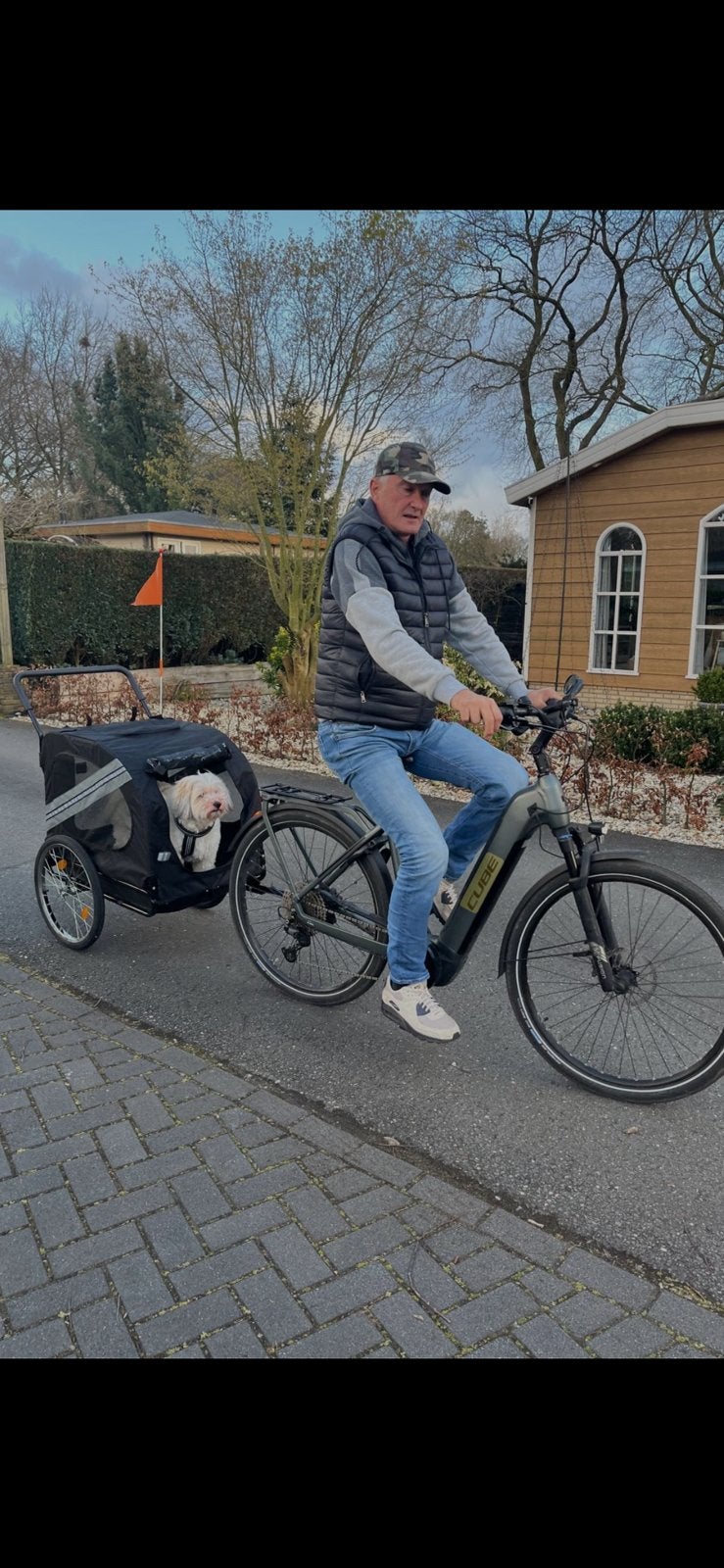 Honden fiets karretje / loop wagen., Ophalen, Zo goed als nieuw, Goederen, Opvouwbaar