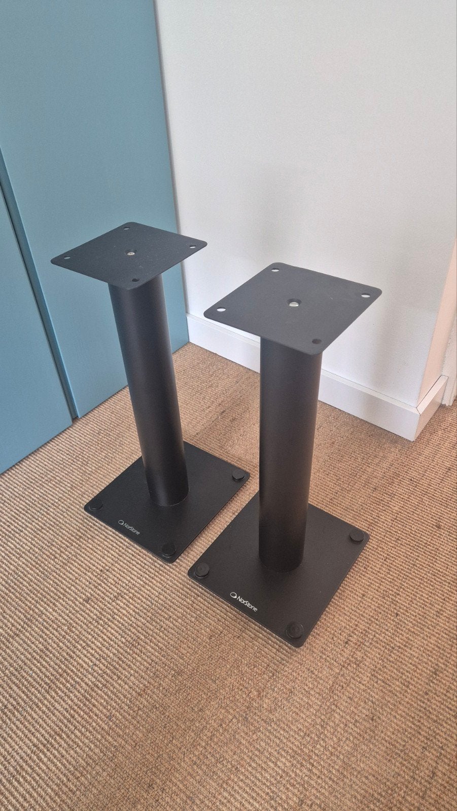 Norstone speaker stands zwart 50cm met KEF LS50 montage, Inclusief standaarden, Overige typen, Zo goed als nieuw, Ophalen