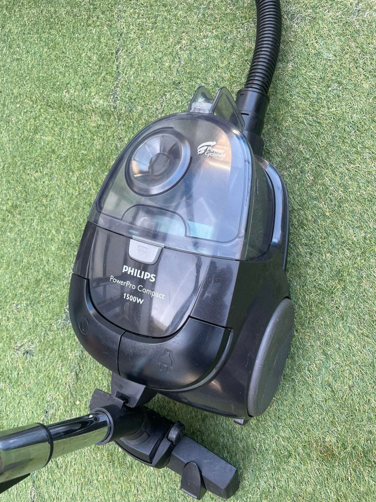 Zeer goedwerkende philips zakloos stofzuiger 1500watt, Witgoed en Apparatuur, Ophalen, Zo goed als nieuw