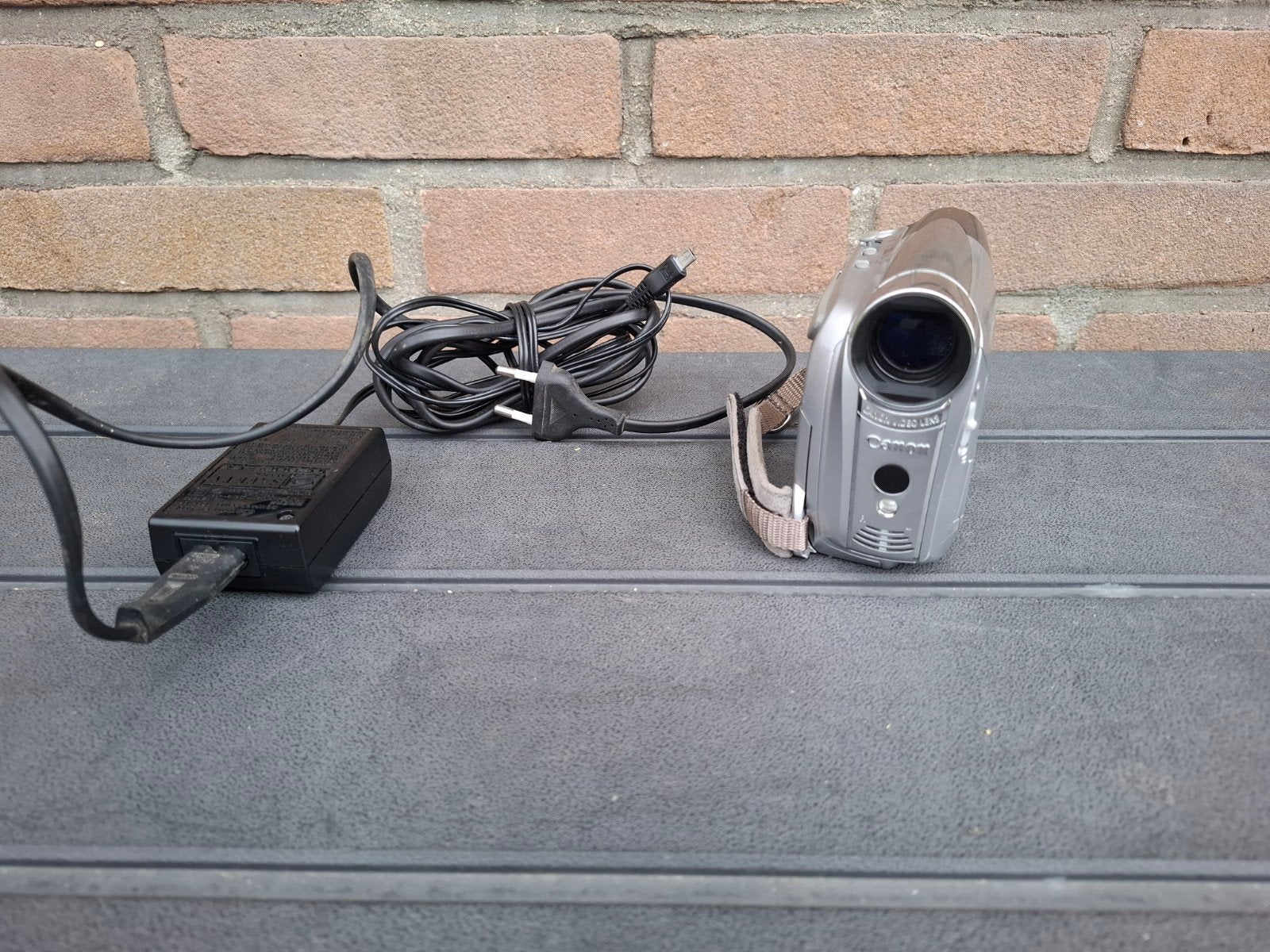 Canon MD150 MiniDV camcorder met 35x zoom, Ophalen of Verzenden, Zo goed als nieuw, Canon, 20x of meer